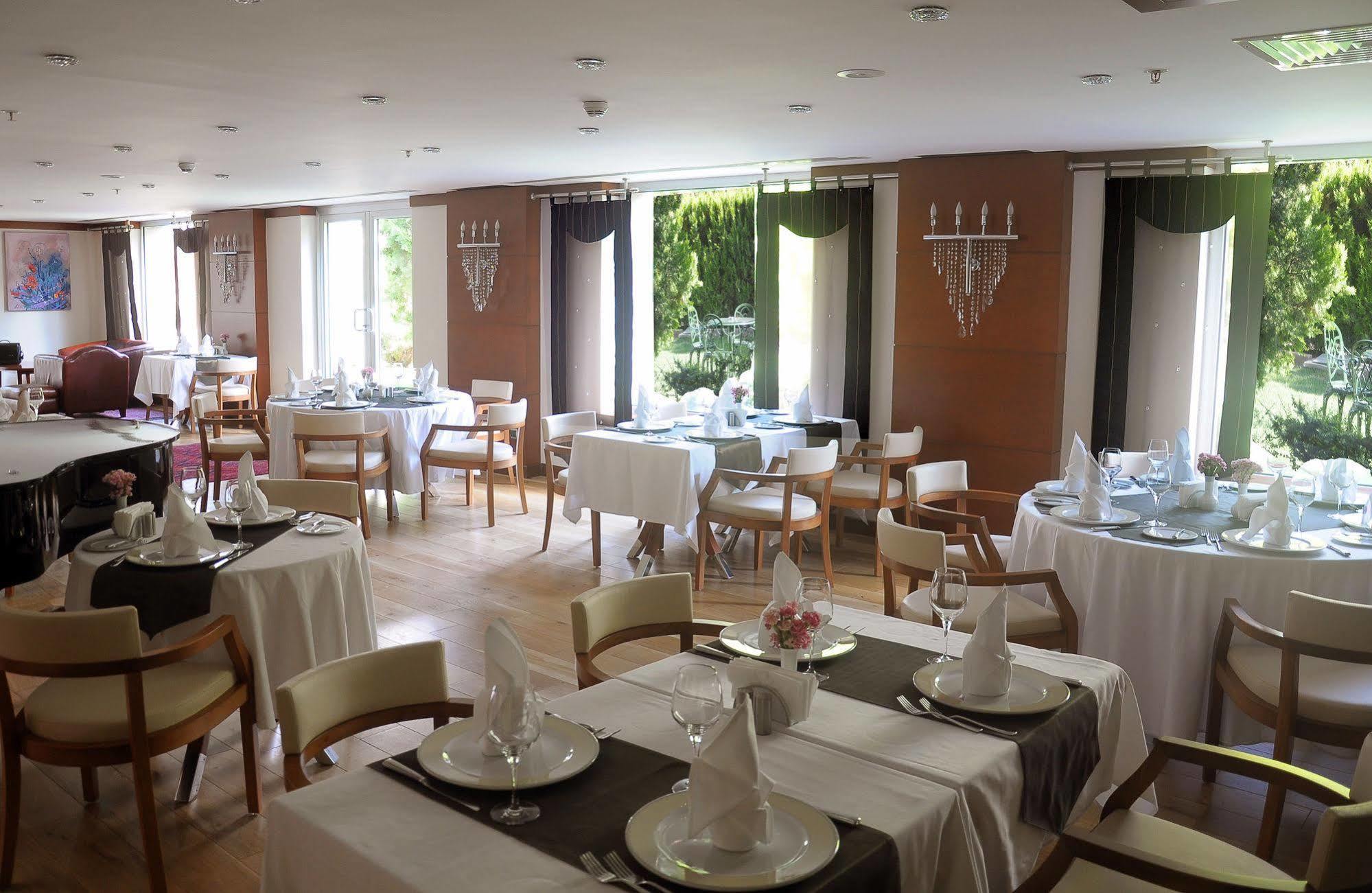 Hotel Midi Ankara Restaurant bilde
