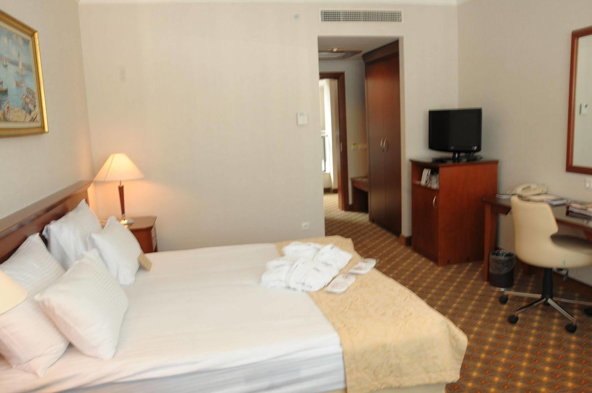 Hotel Midi Ankara Eksteriør bilde